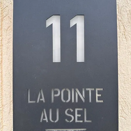La Pointe Au Sel *
